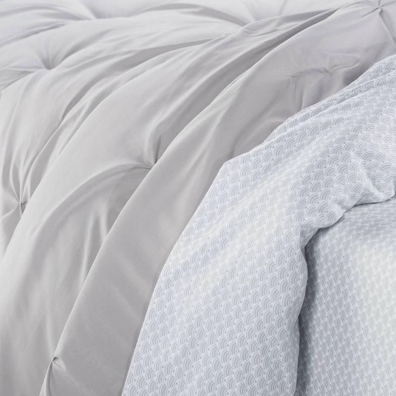 Serta Serta Simply Clean Microfiber Pleated 7 Piece Comforter Set