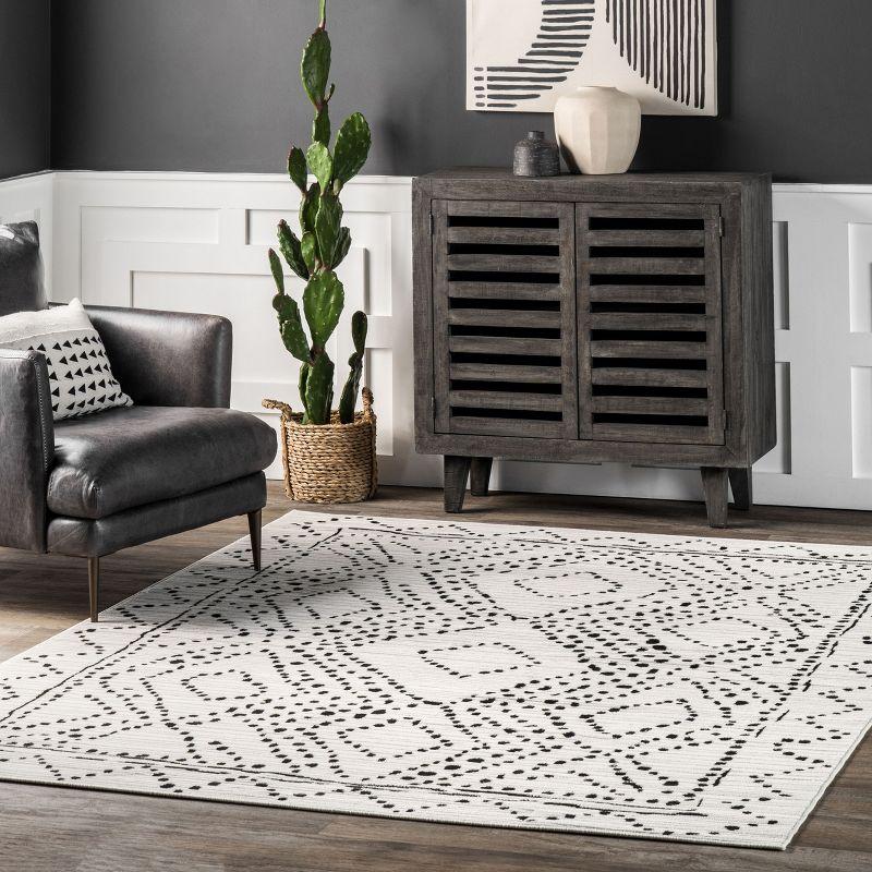 Reversible Easy-Care Moroccan Trellis Gray 3' x 5' Area Rug