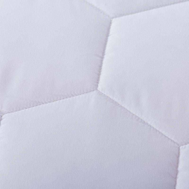 Full White Honeycomb Down Alternative Blanket