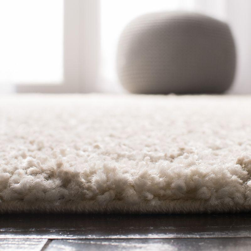 Arizona Shag ASG744 Power Loomed Indoor Area Rug - Ivory/Beige - 6'7"x6'7" - Safavieh