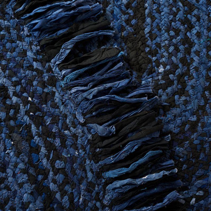 Braided BRD451 Hand Woven Area Rug - Navy/Black - 3'x5' Oval - Safavieh.