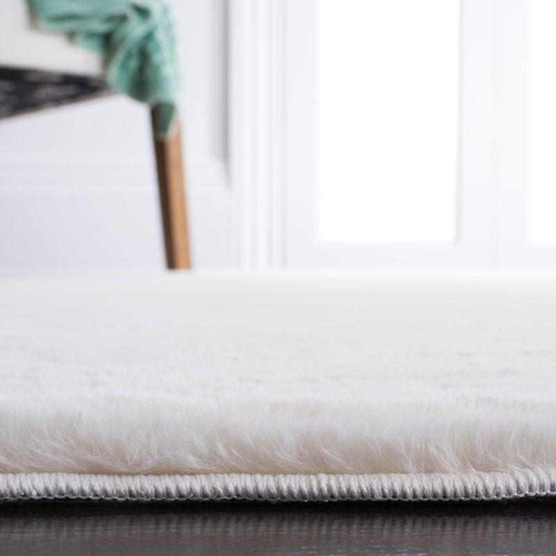 Faux Rabbit Fur FRF500 Power Loomed Machine Washable Indoor Area Rug - Off White - 4'x6' - Safavieh
