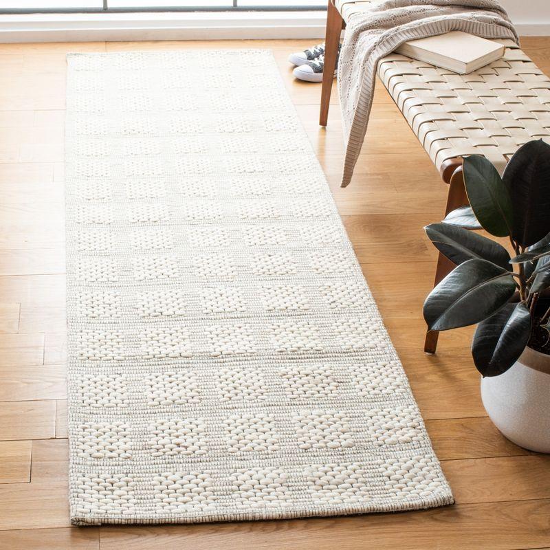 Marbella MRB525 Hand Loomed Area Rug  - Safavieh