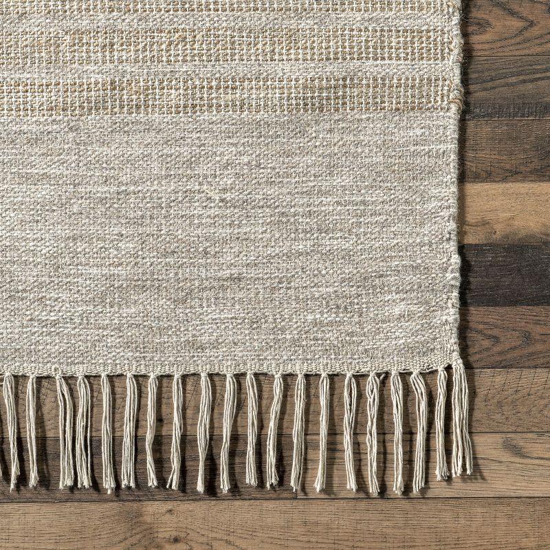 Nuloom Nicky Contemporary Striped Wool Tassel Indoor Area Rug