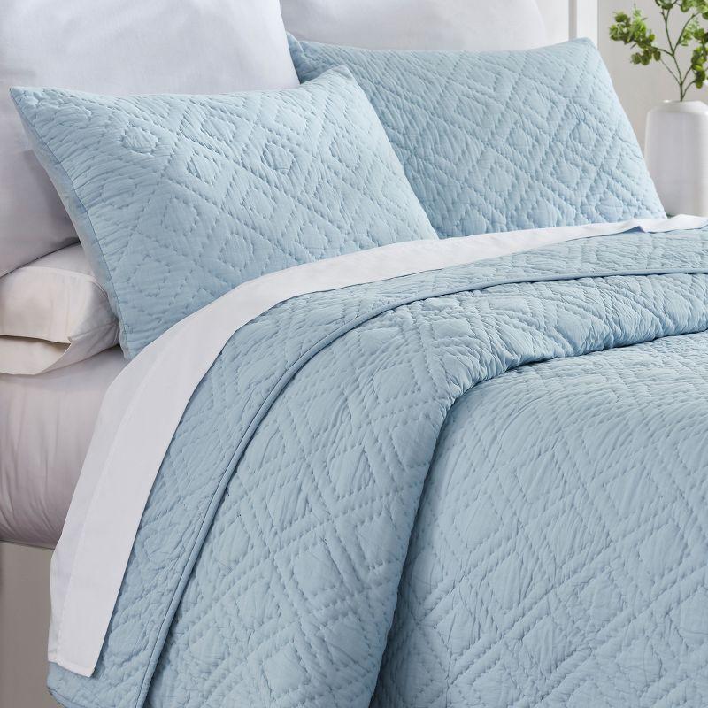 Luxurious Hand-Quilted Cotton Full/Queen Quilt Set in Serene Blue