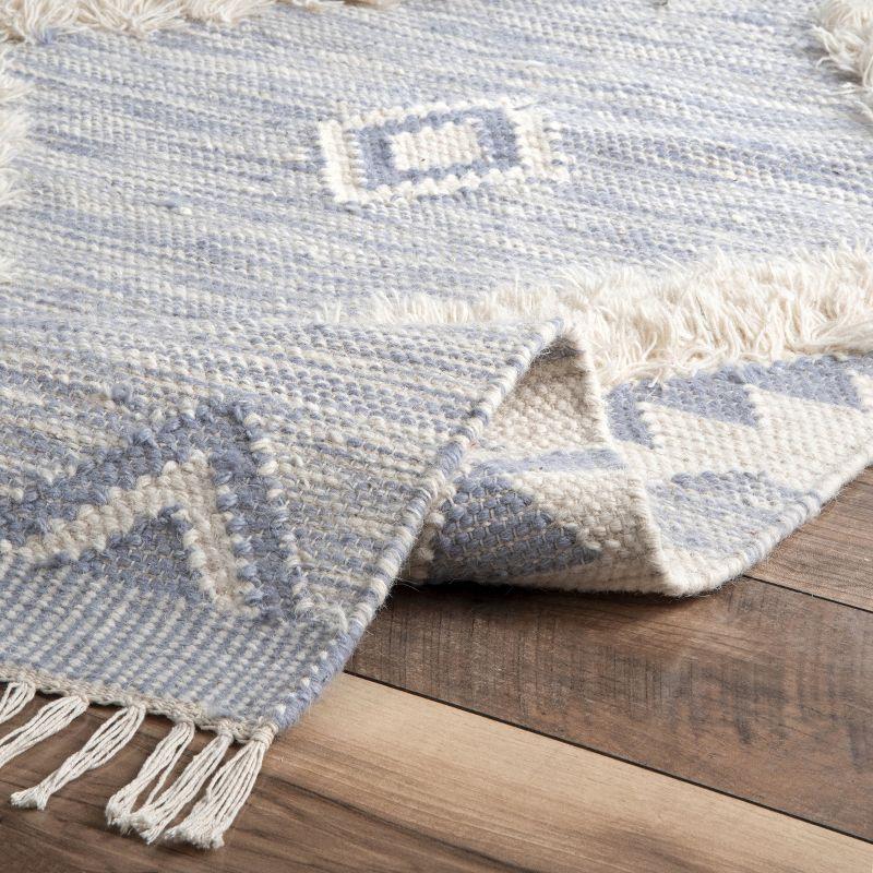 Handmade Braided Tassel Blue Wool 5' x 8' Area Rug