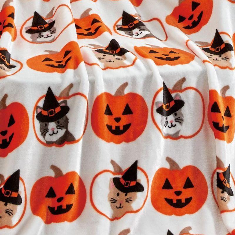 Plazatex Pumpkins & Cats plush Decorative Halloween Machine Washable Throw 50" X 60" Grey