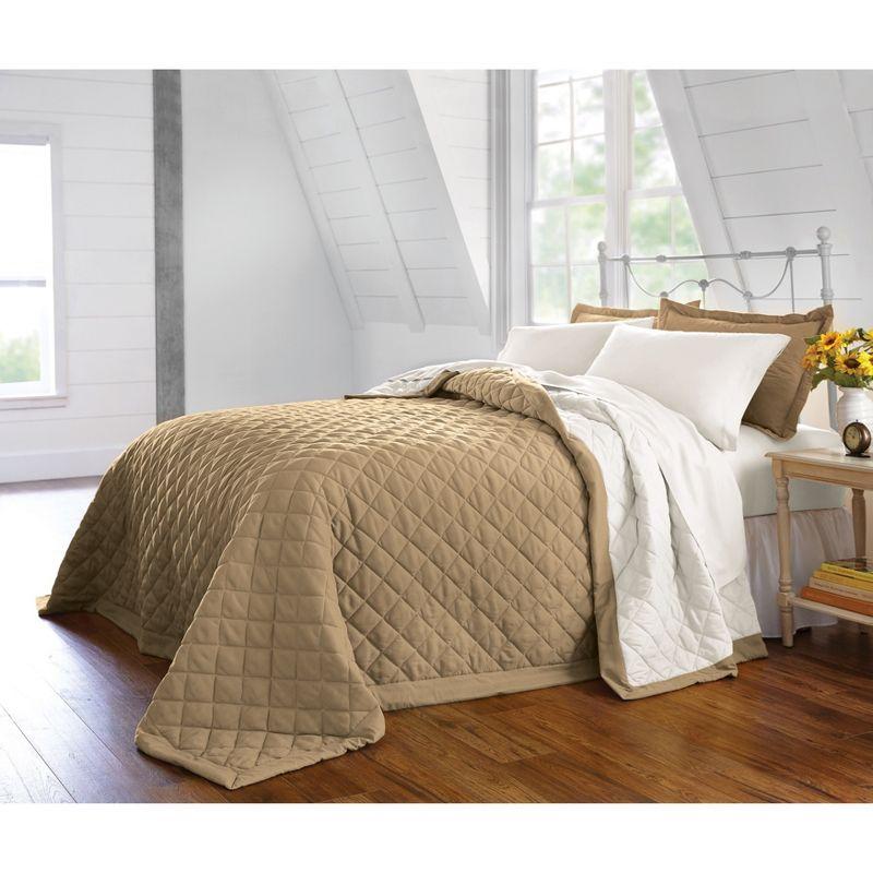 BrylaneHome BH Studio Reversible Quilted Bedspread