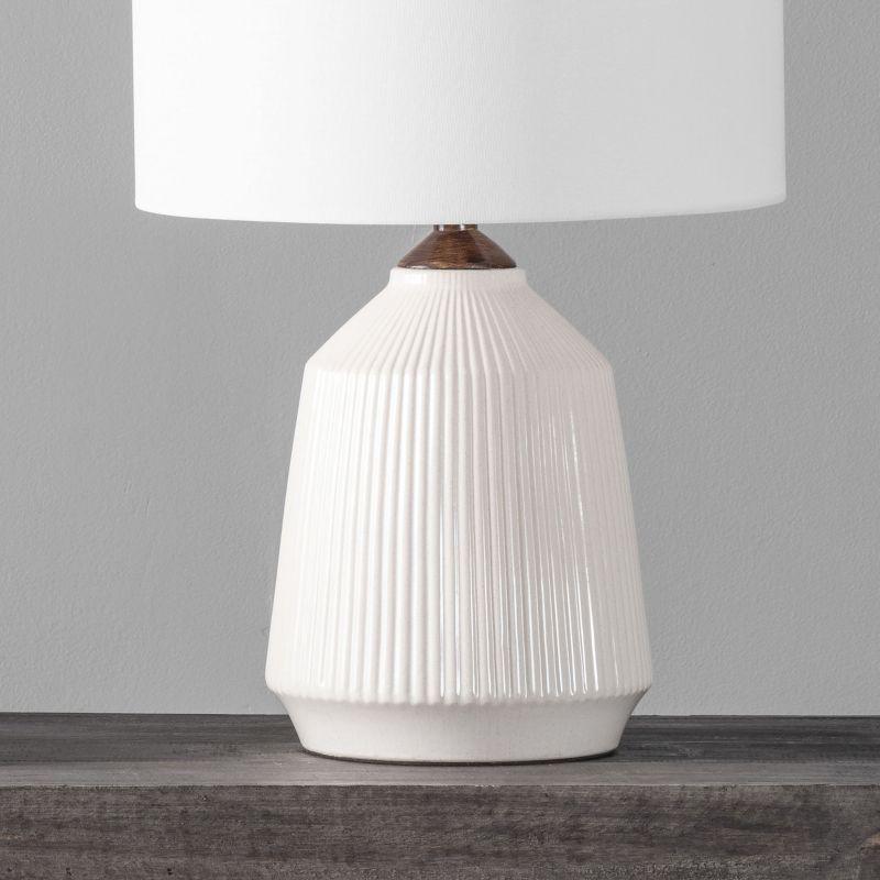 Nuloom Renton 24" Ceramic Table Lamp