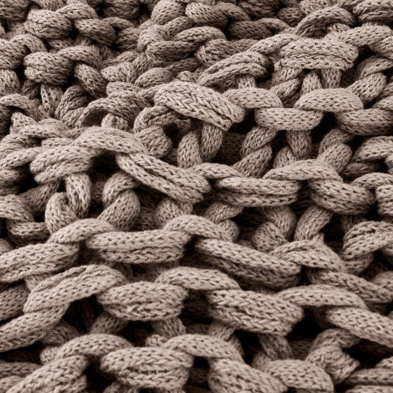the Urban Port Throw