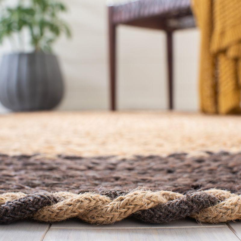 Natural Fiber NFB261 Hand Loomed Indoor Area Rug - Natural/Brown - 4'x6' Oval - Safavieh