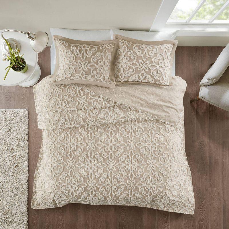 Emberly Tufted 100% Cotton Sateen Coverlet Set in Farmhouse Style