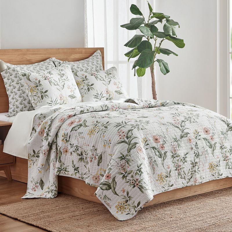 Viviana Twin White Cotton Reversible Quilt Set