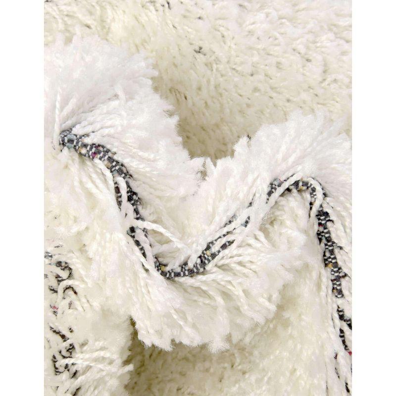 Unique Loom 6' 1 x 6' 1 Solid Shag Snow White Area Rug