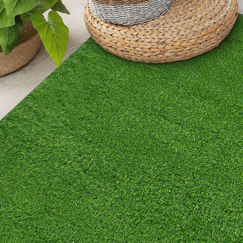 World Rug Gallery Artificial Turf Solid Grass Indoor Outdoor Area Rug