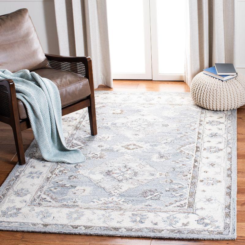 Suzani SZN331 Hand Tufted Area Rug - Grey/Ivory - 6'x9' - Safavieh.