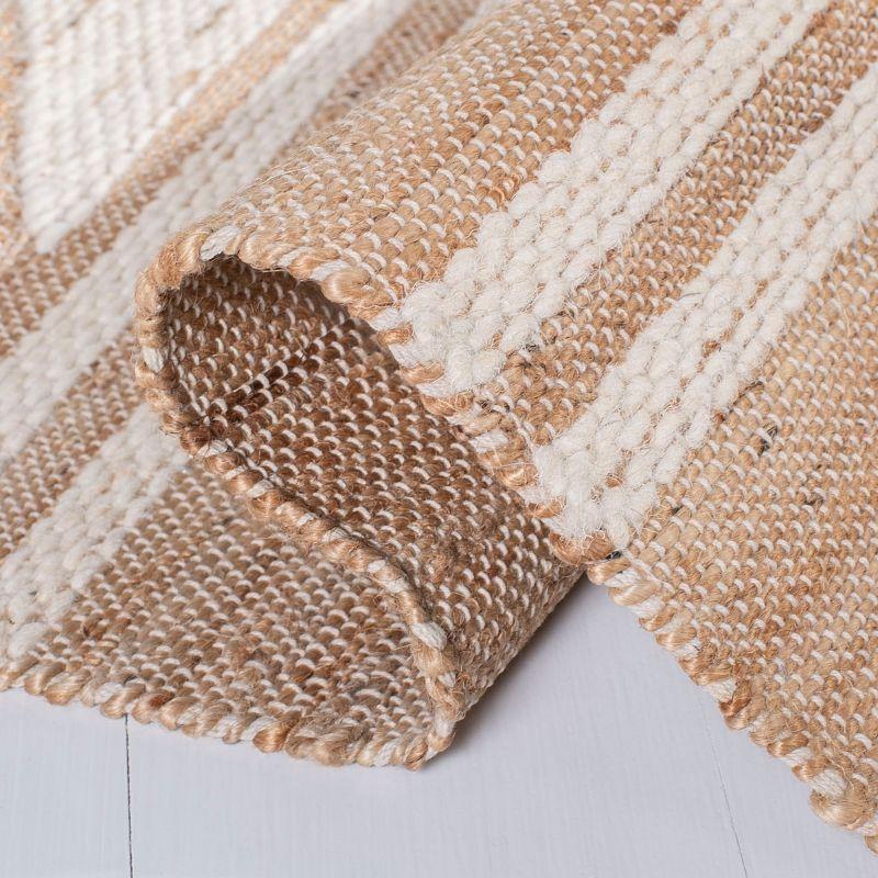 Kilim With Fringes KLM451 Hand Woven Area Rug - Natural/Ivory - 4'x6' - Safavieh
