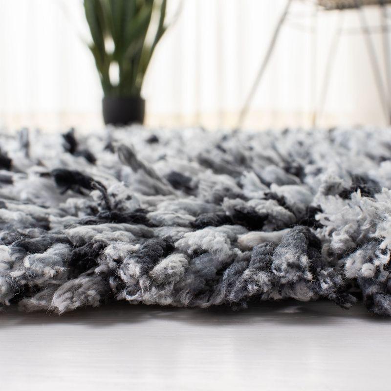 Rio Shag SG960 Hand Loomed Indoor Area Rug - Black/Ivory - 8'x10' - Safavieh