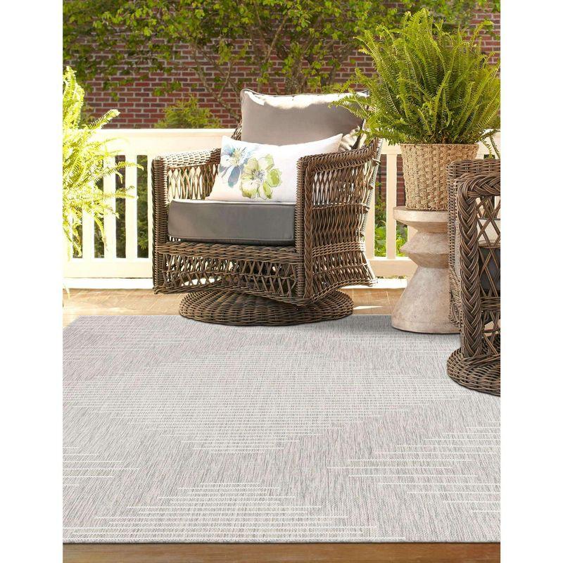 Unique Loom Outdoor Modern Tambor Lines Woven Area Rug