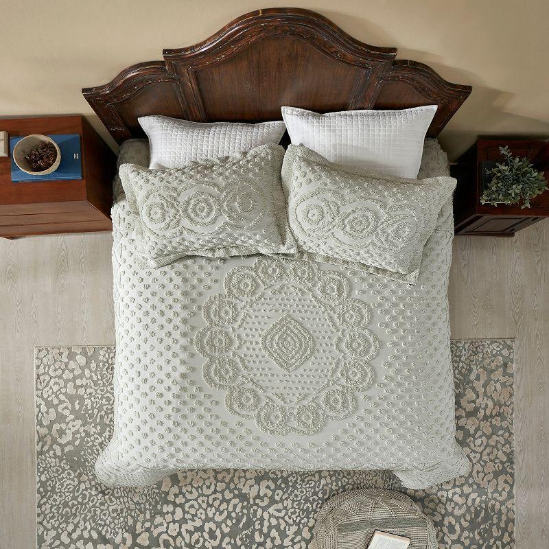 Better Trends Heirloom Collection Machine Washable 100% Cotton Chenille Coverlet / Bedspread Lush & Comfortable Bedding Medallion Pattern Fit All-Season