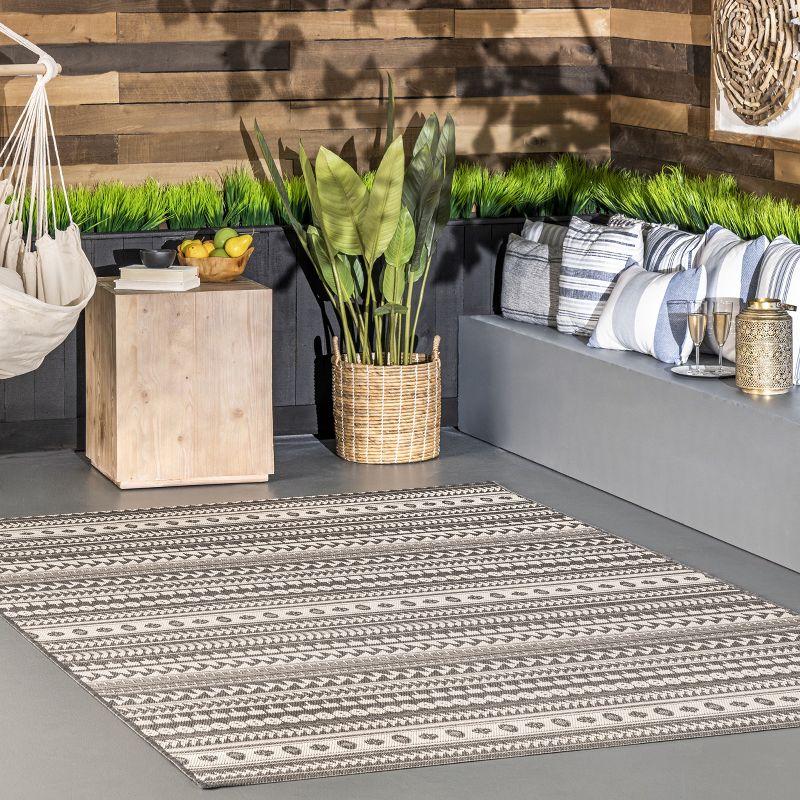 nuLOOM Teofila Outdoor Area Rug