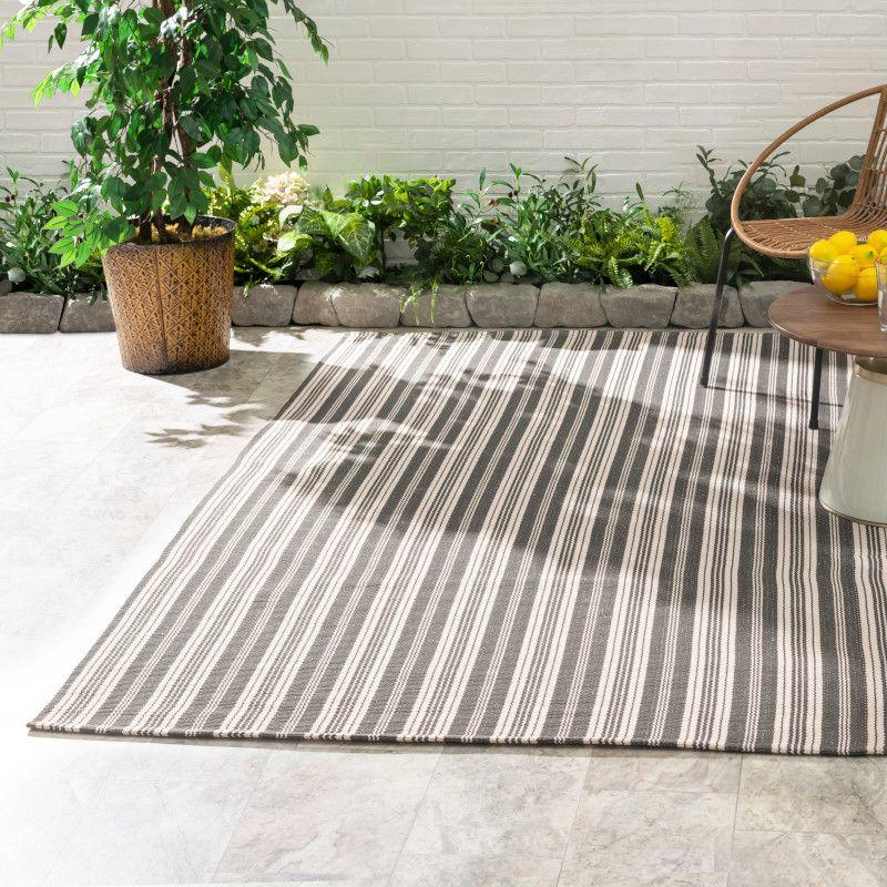 Grey and Ivory Stripe Handwoven Synthetic 4' x 6' Area Rug