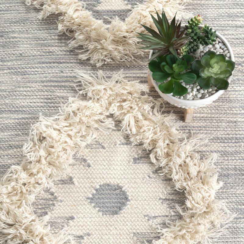 Nuloom Savannah Geometric 5x8 Wool Indoor Area Rug for Living Room Bedroom Dining Room Kitchen, Light Grey/Ivory