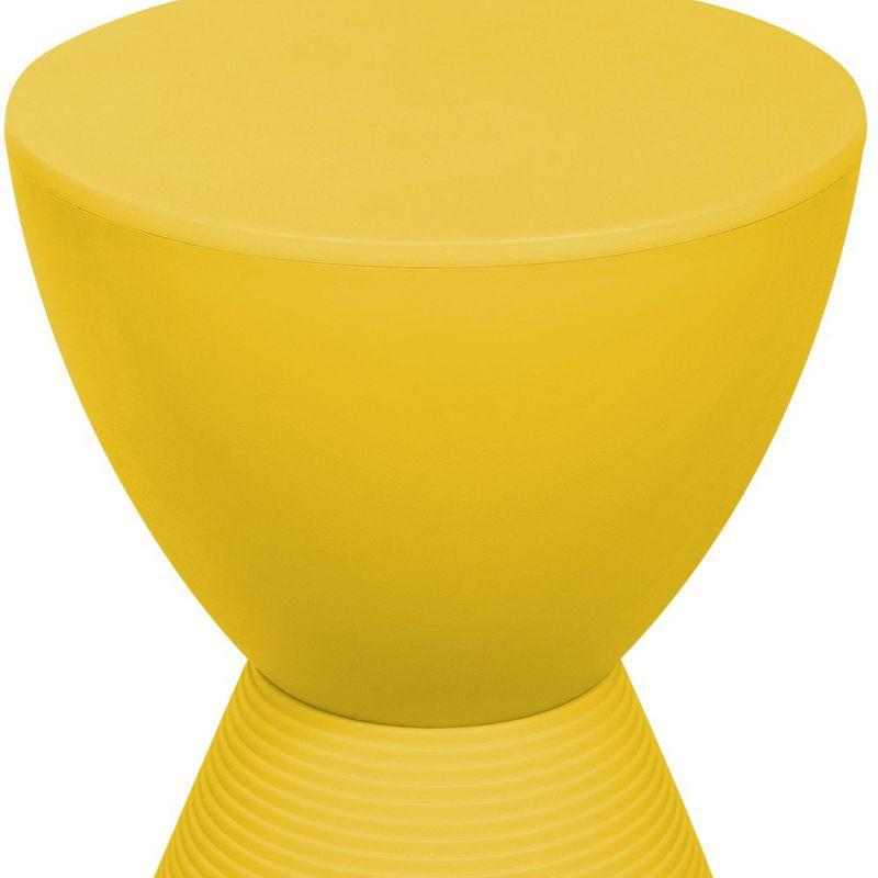 LeisureMod Boyd Modern Round Plastic Side Table