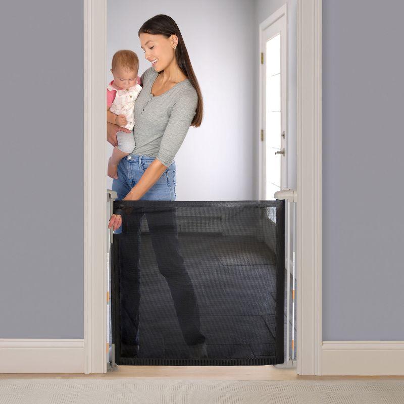 Summer by Ingenuity The Thruway Baby Gate - 52W Series