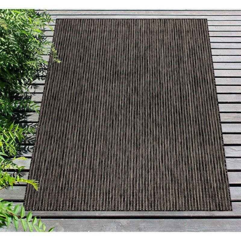 Liora Manne Carmel Texture Stripe Indoor/Outdoor Rug Black 4'10" x 7'6"