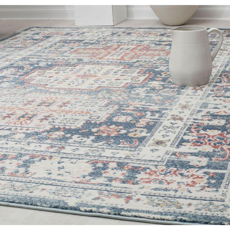 Sundara Vintage Gray Medallion 8'x10' Farmhouse Area Rug