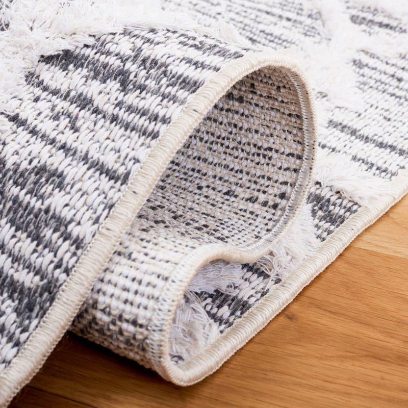 Augustine AGT758 Machine Made Indoor Area Rug - Ivory/Gray - 5'x7'-7" - Safavieh