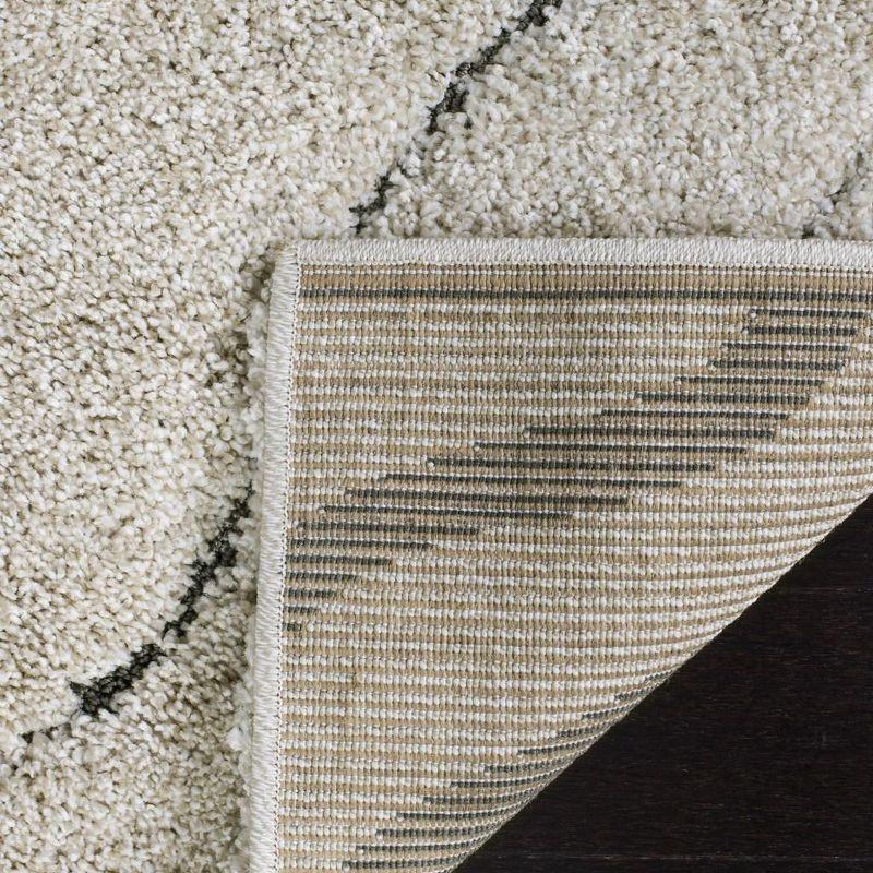 Florida Shag SG472 Power Loomed Indoor Accent Rug - Cream/Grey - 4'x6' - Safavieh