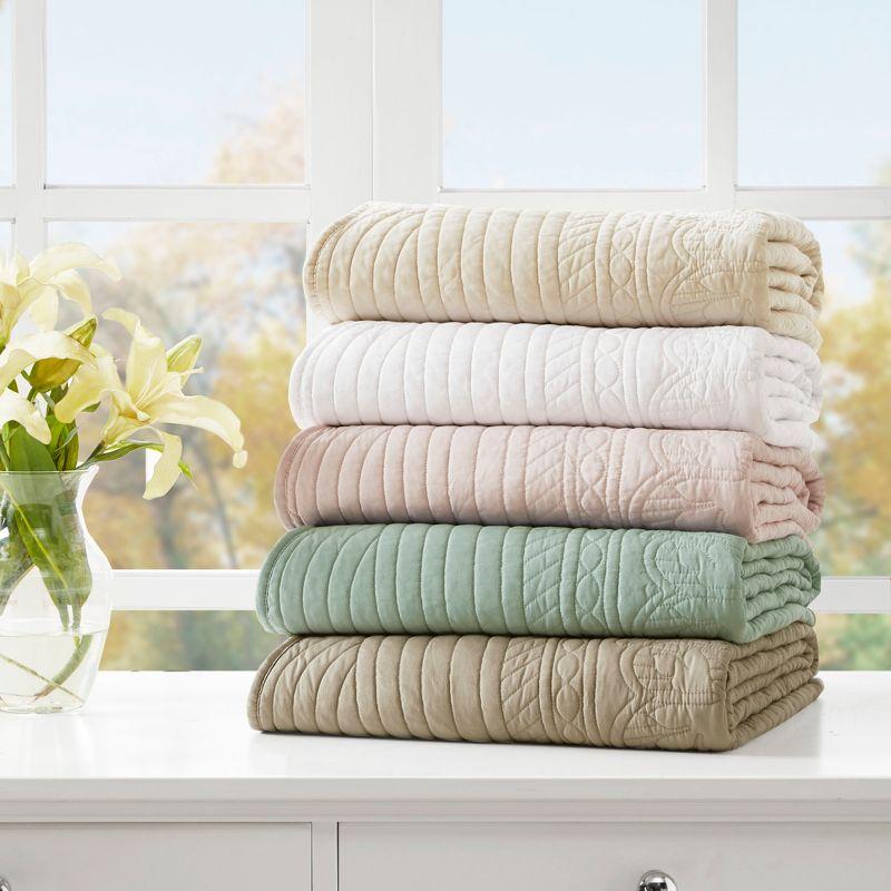 Madison Park Journey Oversized Quilted Throw with Scalloped Edges
