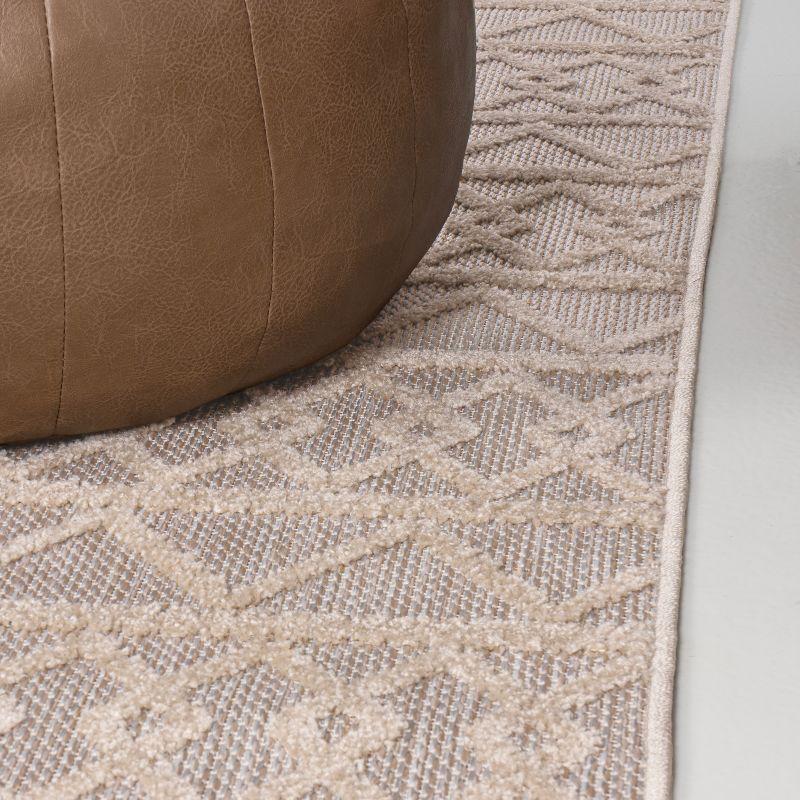 Aylan High-Low Pile Knotted Trellis Geometric Indoor/Outdoor Area Rug  - JONATHAN Y