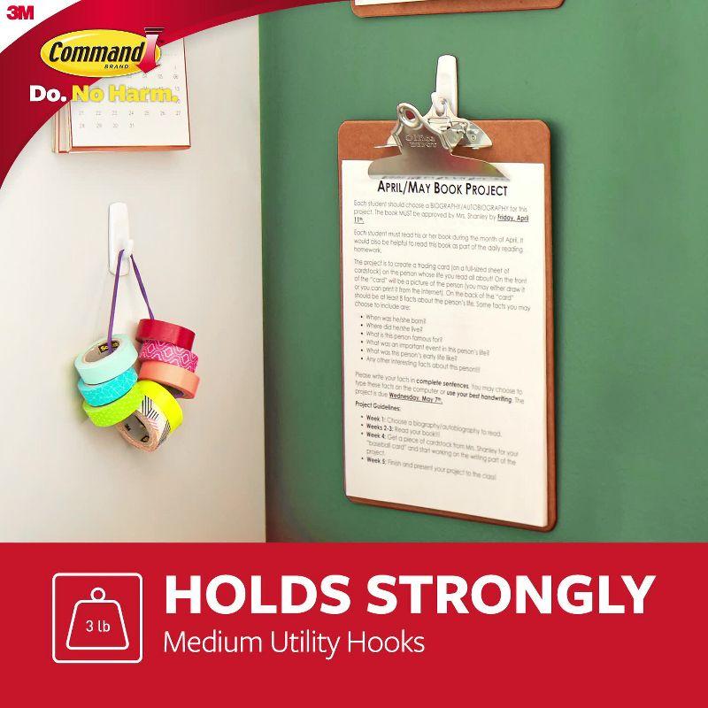 Command Medium Utility Hook Value Pack, Damage Free Hanging of Christmas Decorations, 6 Hooks