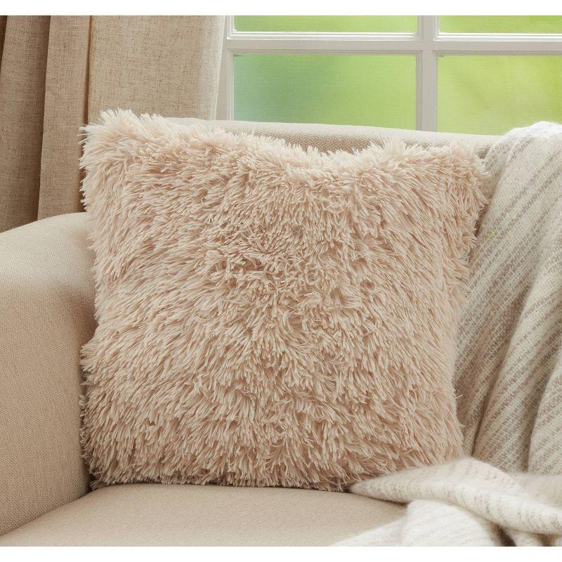 Classic Down-Filled with Faux Fur Design Throw Pillow - Saro Lifestyle