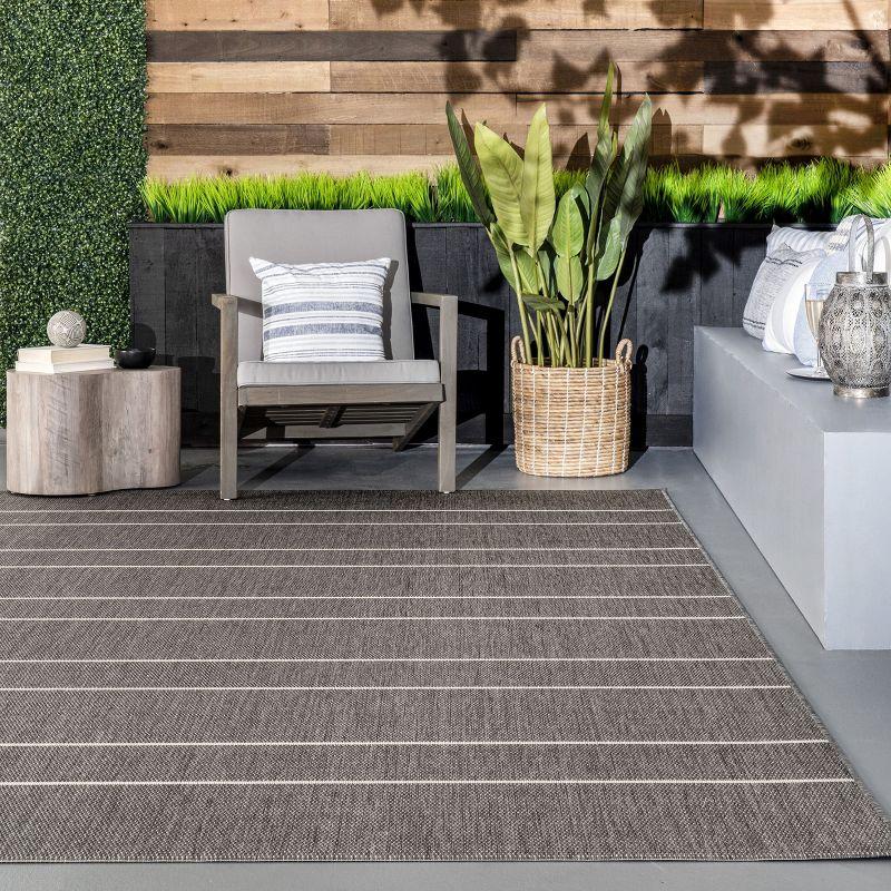 Nuloom Alaina Striped 8 Square Indoor/Outdoor Area Rug for Living Room Patio Deck Front Porch Kitchen, Dark Grey/Ivory
