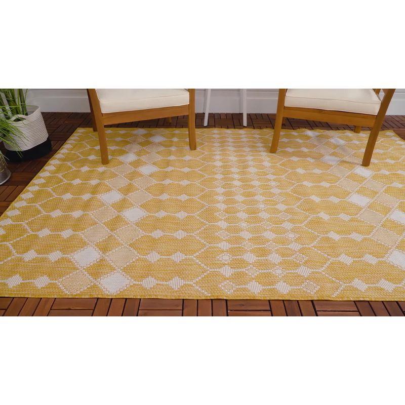 Unique Loom 2' 2 x 3' 0 Indoor Outdoor Trellis Green Area Rug