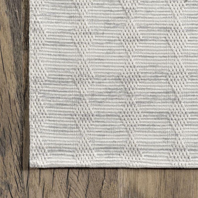 Nuloom Fae Geometric Shapes Pet Friendly Machine Washable Area Rug, 8' x 10', Ivory