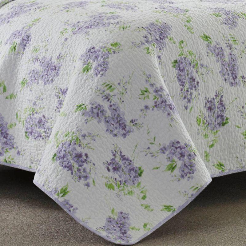 Lilac Wisteria and Green Leaves Reversible Cotton Quilt Set, Full/Queen