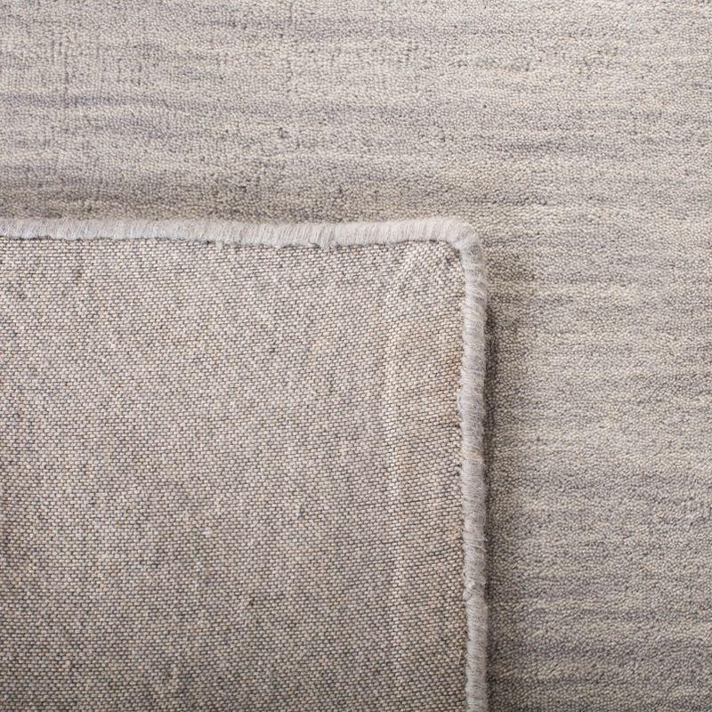 Safavieh Kids SFK802 Hand Loomed Indoor Area Rug - Grey - 5'x5' - Safavieh