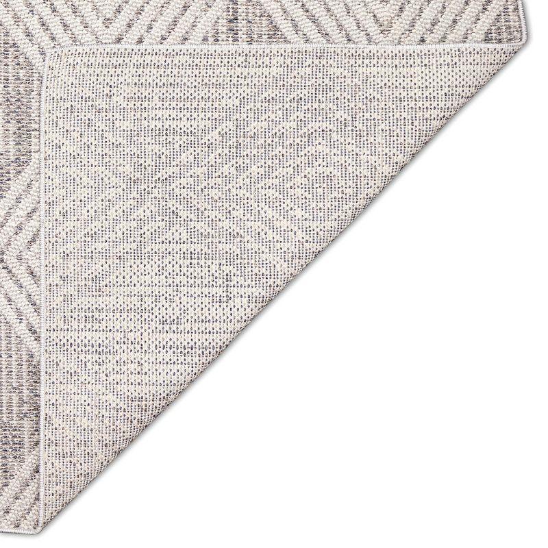 Gray Diamond Flat Woven Synthetic Indoor/Outdoor Rug