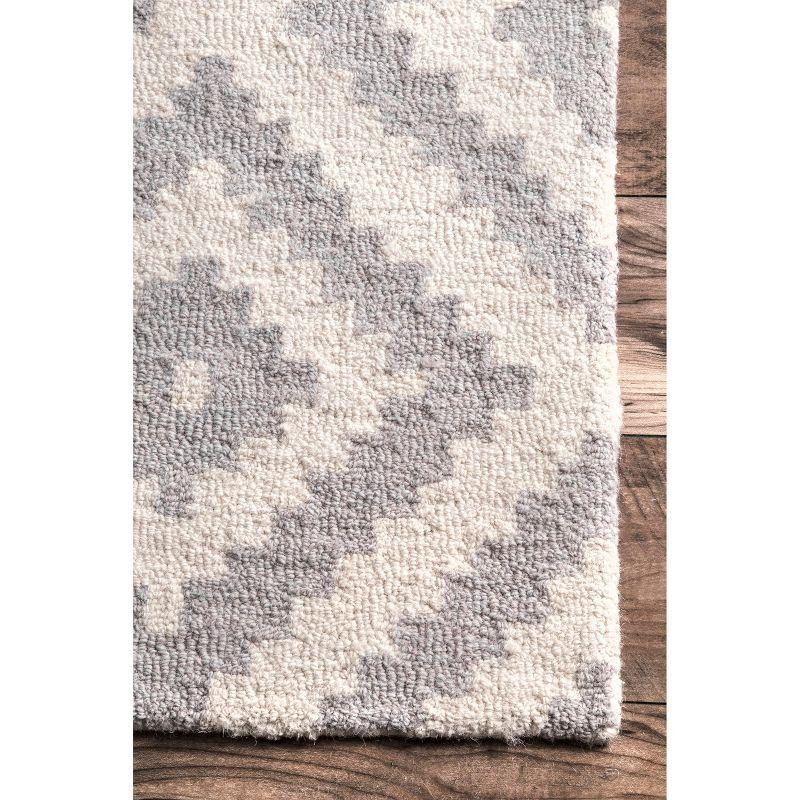 Nuloom Kellee Hand Tufted Geometric Wool Indoor Area Rug