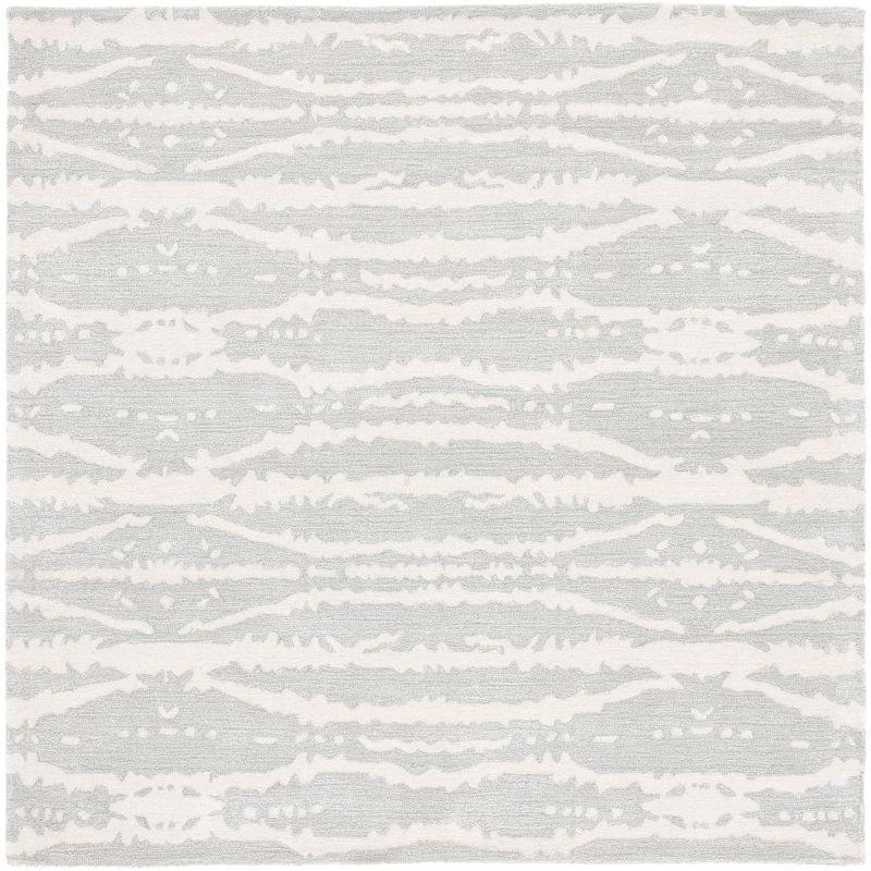 Soho SOH656 Hand Tufted Area Rug  - Safavieh