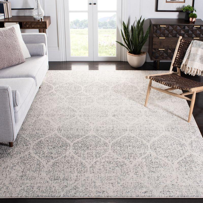 Madison MAD604 Power Loomed Indoor Area Rug - Ivory/Silver - 8'x10' - Safavieh