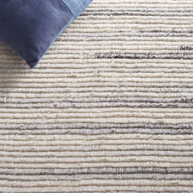 Casablanca CSB793 Hand Woven Indoor Area Rug - Grey/Ivory - 4'x6' - Safavieh