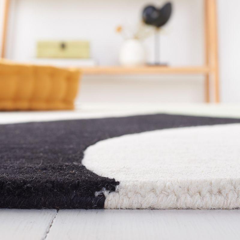 Rodeo Drive RD863 Hand Tufted Indoor Area Rug - 6'x9' - Black/Green - Safavieh