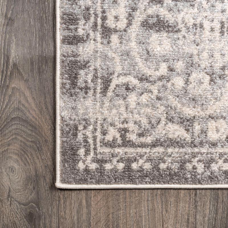 4'x6' Minori Filigree Medallion Area Rug, Light Gray/Cream - JONATHAN Y