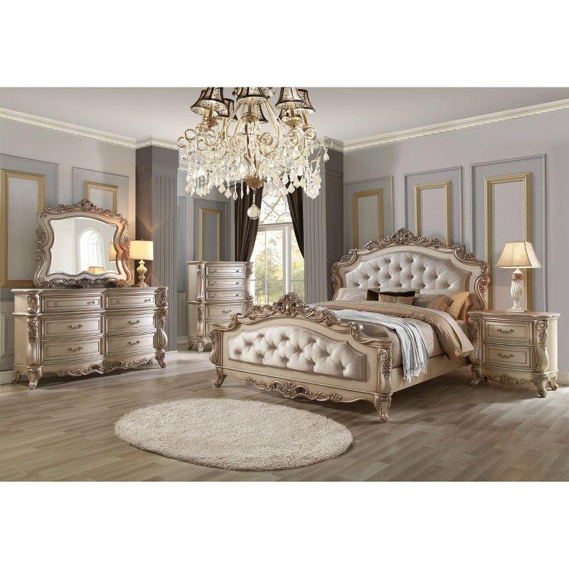 Richy Upholstered Bed